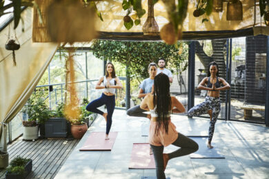 Was Yogalehrer und Yogalehrerinnen verdienen